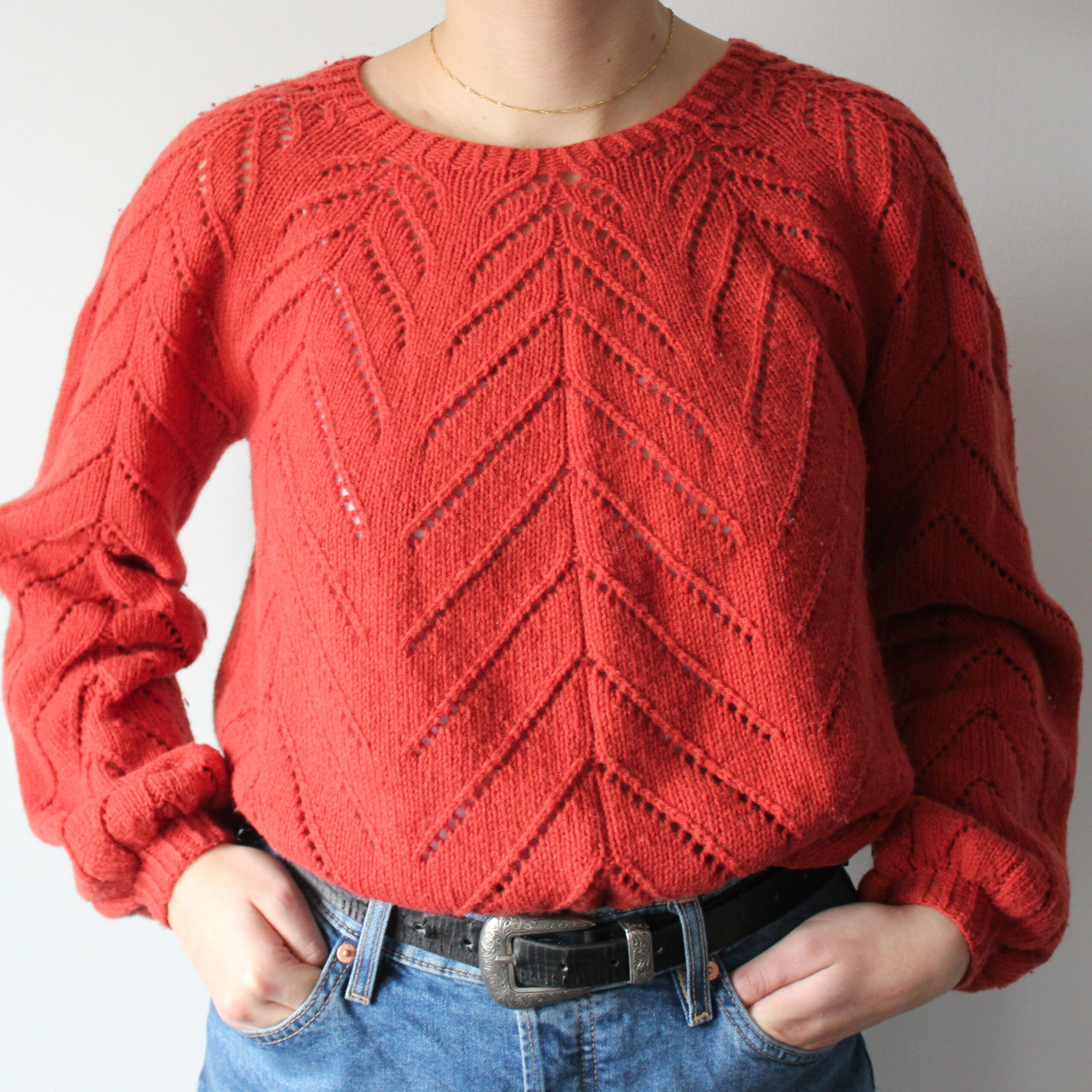Façons créatives de décorer vos tricots avec des broderies