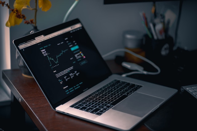 Formation en trading : les ressources indispensables pour réussir dès maintenant